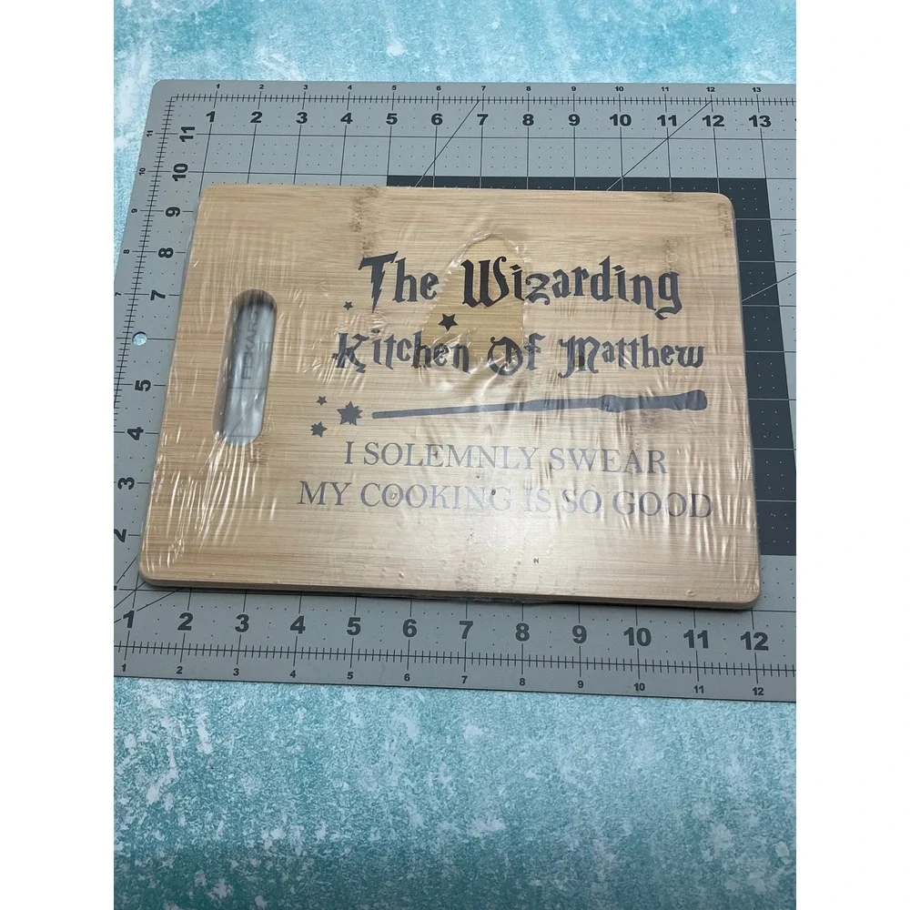 Wizarding‎ Kitchen Of Matthew Bamboo Cutting Board Harry Potter Gift